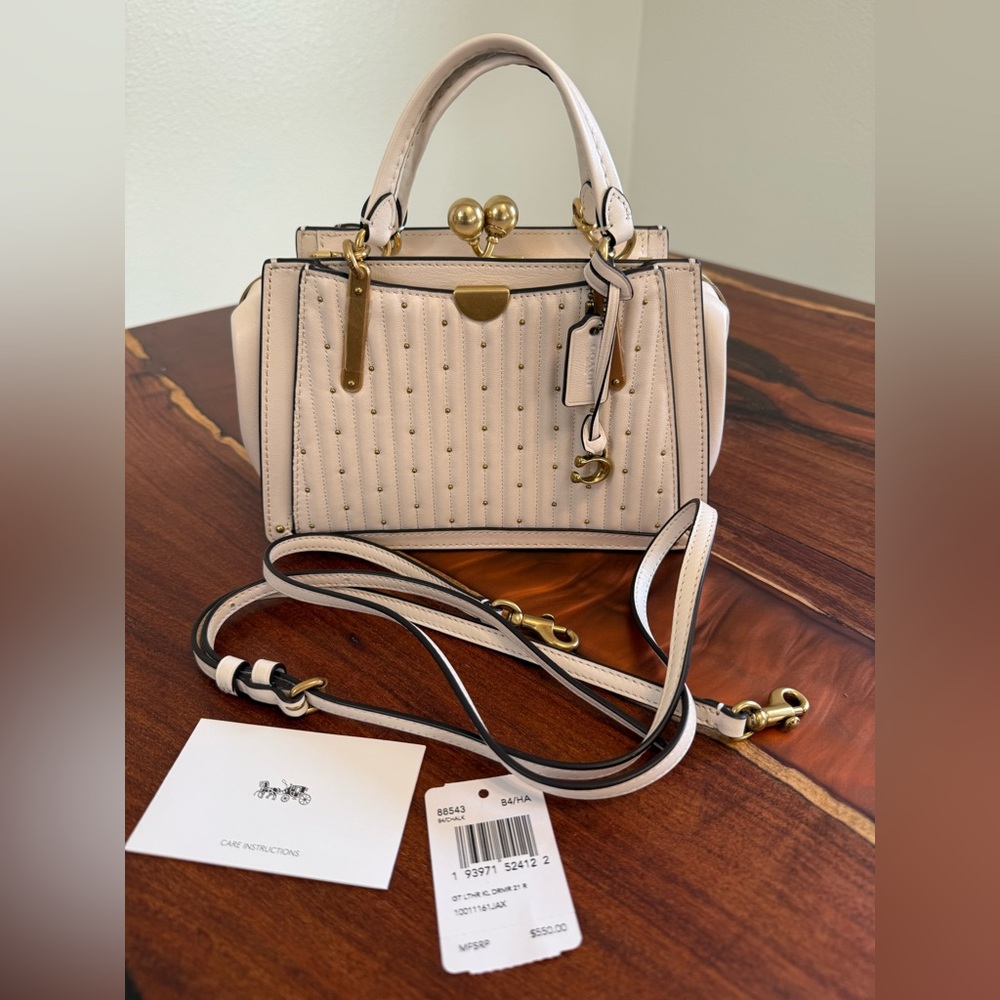 SOLD❌ Nwt Coach Purse Kisslock Dreamer 21 With Quilting And Rivets